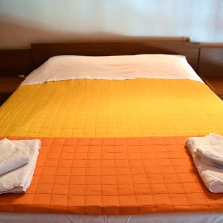 Irides Apartments Megalochori  Экстерьер фото