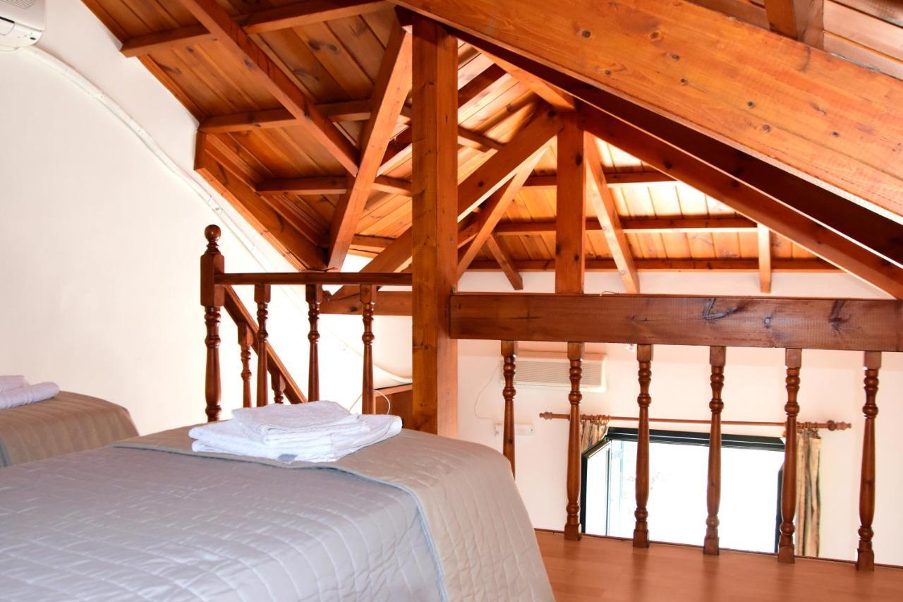 Irides Apartments Megalochori  Экстерьер фото